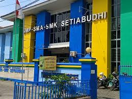 30 pedurungan 024 6706873 jl. Beranda Smp Setiabudhi Semarang