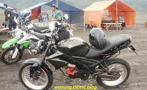 Video ini menampilkan tentang modifikasi vixion touring all new vixion 2017 total modif cuma 3 juta saja simple tapi tetep safety dan fungsional. 83 Gambar Modifikasi Yamaha Old Vixion Touring