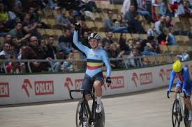 De belgische kampioene was na een langgerekte sprint de snelste in de gp samyn. Meteen Belgisch Goud Op Track World Cup In Polen Lotte Kopecky Wint Puntenkoers