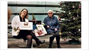 The ronald mcdonald house provides space and a home for families whose hospitalized children are in the process of receiving medical treatment. Spende Der Frauen Union Sankt Augustin An Das Ronald Mcdonald Haus Frauen Union Kreisverband Rhein Sieg