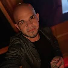 Angel Bauzo's Instagram, Twitter & Facebook