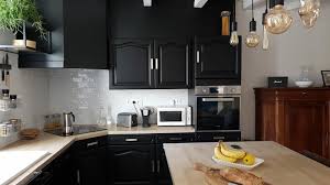 Un large choix de modèles et coloris en promotion toute l'année sur but.fr et en magasin. Cuisine Ancienne Chapeau De Gendarme Renovee Noir Mat Repeindre Meuble Cuisine Meuble Cuisine Meuble Cuisine Bois
