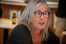 Hi guys here is my attempt jamming