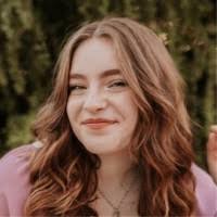 70+ "Malia" profiles