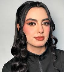 Marlene Gutiérrez Makeup added...