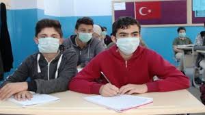 Sınıflarda 1 mart'tan itibaren yüz yüze eğitim başlayacağı açıklaması gelmişti. 12 Ekim Okula Gitmek Zorunlu Mu Devamsizlik Var Mi