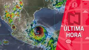 Grace se convierte en huracán categoría 2 poco antes de tocar tierra en veracruz. Ot97itavdknkem