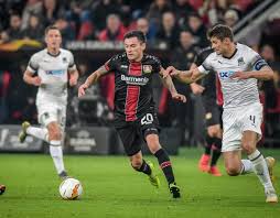 Последние твиты от bayer 04 leverkusen (@bayer04_en). Charles Aranguiz Takes Over As Leverkusen Captain From Lars Bender