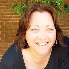 Debra Snook's Instagram, Twitter & Facebook