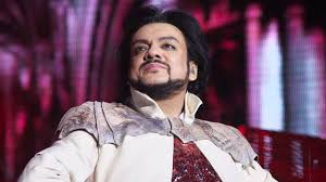 Блогер давид манукян после расставания с телеведущей ольгой бузовой стал всячески подогревать интерес публики к своим отношениям с певцом филиппом киркоровым. Kirkorov Sobralsya Zhenitsya Na Materi Svoih Detej