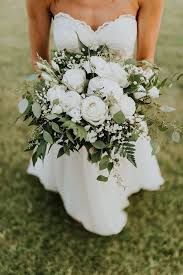 2017 Wedding Trends Green Wedding Bouquet Sage Green Wedding Colors Sage Green Wedding