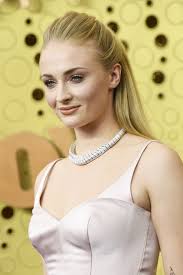 Teased topknot we love hayden panettiere's messy update on a basic ballerina bun. 45 Half Up Half Down Hairstyles Hair Ideas To Copy