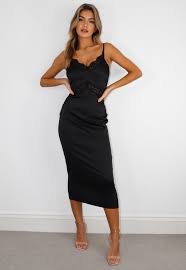 9400 dentelle blanche robe maxi sont disponibles sur alibaba.com. Robe En Dentelle Robe En Dentelle Femme Missguided