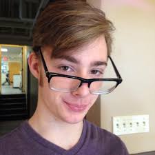 Hey y'all! 🖤 I'm Erica!! Happy to be apart of the group for inspiration  and always supporting! 🖤