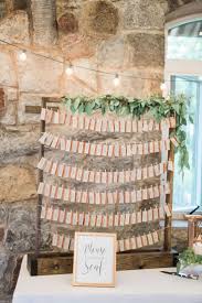 Modern & chic escort/place cards for any wedding style, venue, or theme. 10 Chic Ideas To Display Your Wedding Seating Chart Escort Cards Elegantweddinginvites Com Blog