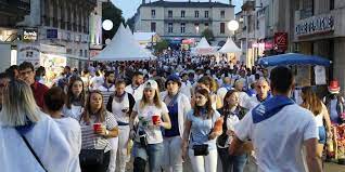 La localidad francesa de mont de marsan ha suspendido la presentación de sus carteles correspondientes a la feria de la madeleine. Fetes De Mont De Marsan Une Affluence Plus Forte Qu En 2016