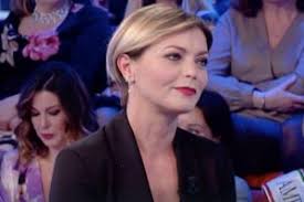 Caterina balivo, intervistata a italia sì, la trasmissione in onda su rai uno condotta da marco liorni, si è lasciata andare a confessioni intime. Vittoria Belvedere Confida A Vieni Da Me La Depressione E La Crisi Col Marito