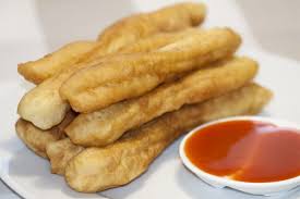 Mudah banget membuat cakwe yang enak, gurih , garing ala pedagang kaki lima, bahannya simple , cara pembuatannya juga mudah. Cara Membuat Roti Cakwe Dengan Mudah Dan Sederhana