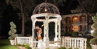 10 Unique St Louis Wedding Venues Mywedding St Louis Wedding Venues Wedding Venues Outdoor Wedding Venues