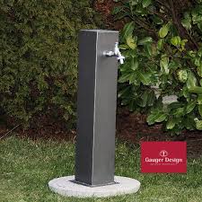 Egal ob klassische gartenbrunnen oder spezielle granitbrunnen, zierbrunnen, und. Aufbauweise Wasserzapfsaulen Aus Edelstahl Cortenstahl Und Aluminium Pulverlack Beschichtet