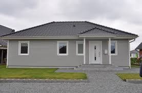Bildergebnis Fur Fassadenfarbe Grau Fassadenfarbe Fassade Fassadenfarbe Grau