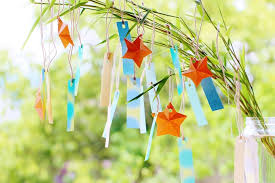 子どもと工作】「七夕」の成り立ち知ってる？親子でできる七夕飾りの作り方も紹介 | 印鑑・スタンプ・文房具のシヤチハタ公式メディア