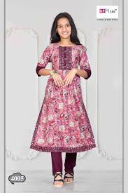 k9 plus      संगीता हरामजादी की बहु सोनल और सोनालिका     series 4001-4008 fancy rayon kurti