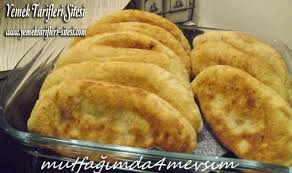 Mayali Hamurdan Patatesli Yarimca Borek Tarifi Yemek Tarifleri Sitesi Oktay Usta Harika Ve Nefis Yemek Tarifleri Yemek Tarifleri Yemek Gida