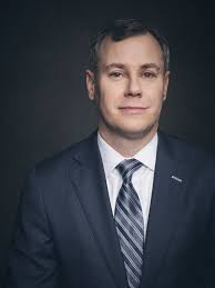 Jonathan Isler's Instagram, Twitter & Facebook