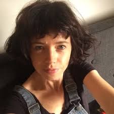 Ivy Ireland's Instagram, Twitter & Facebook