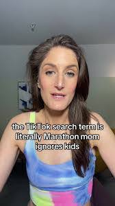 Lora Abbott's Instagram, Twitter & Facebook