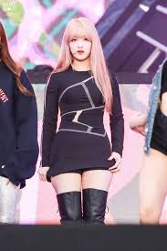 Pin By Priyanka Thomas On Clc Seunghee Clc Kpop Girls Korean Beauty Standards