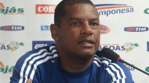 Cria do CSA, ídolo do Athletico: Flávio fala sobre o duelo entre os clubes  que marcaram sua carreira