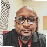 Darlene Slack's Instagram, Twitter & Facebook