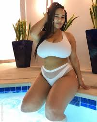 Katelyn Folasade  katelyn_runck Nude, OnlyFans Leaks, The Fappening -  Photo 2981622 - FappeningBook