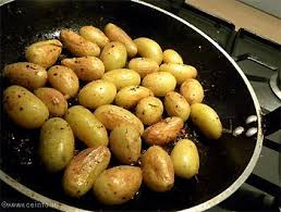 Pommes De Terre Grenaille Sautees A La Poele Recettes A Base De Pommes De Terre Pomme De Terre Grenaille Recette A Base De Pommes Pommes De Terre A La Poele