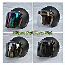 Helm bogo kaca datar yang terinpirasi desain helm penerbang tempo dulu ini pas banget buat kamu yang mengendarai motor jenis vespa. Jual Helm Retro Clasic Helm Bogo Dewasa Kaca Datar Hitam Doff Terbaru Juli 2021 Blibli