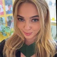 Tabitha Head's Instagram, Twitter & Facebook