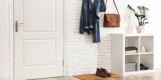 Vengono da una memoria che non è raccontata sui banchi di scuola di quelle memorie che solo le pietre raccontano ancora. Porte Qui Ne Tient Pas Fermee Comment La Reparer Au Vite Mesdepanneurs Fr