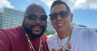 Alexander Abreu estrena 'La carta', la última canción que grabó con Paulo  FG