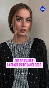 E' l'attrice Ana de Armas la donna più bella del mondo secondo i votanti su  ranken.com. , Questa la classifica completa:, Ana de Armas, Margot Robbie,  Scarlett Johansson, Sydney Sweeney, Jessica Alba, ...