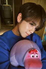 Vicki HO (@vickiho_ho) • Threads, Say more