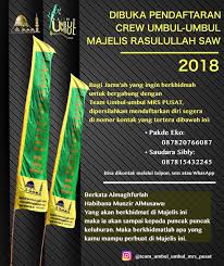 They are used in the traditional culture of java and bali, indonesia, where they are carried in festivals and serve other decorative purposes. Umbul Umbul Majelis Masnurul