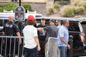 Photos: Charlie Kirk and Vivek Ramaswamy take questions from Pitt Students  - The Pitt News