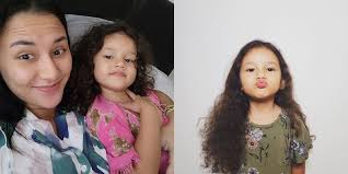 7 Potret Iona Rose Anak Kedua Dahlia Poland dan Fandy Christian,  Menggemaskan dengan Rambut Kriwil