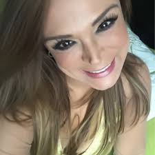 Marilyn Padilla Cano (@TrejoGalleg)