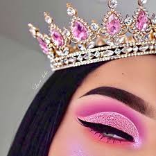 Jogos de vestir a barbie no jogos 360 online, 100% grátis. 17 Makeup Organizers And Storage Ideas For Makeup Junkies Pink Makeup Princess Makeup Creative Eye Makeup
