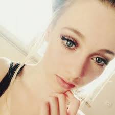 Eileen Neumann (@NeumannEileen)