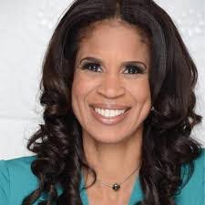 Amanda Wetherbee's Instagram, Twitter & Facebook