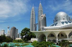 You can transit via kuala lumpur international airport (klia) as long as you remain airside. Mainbrain International Global Education Immigration Consulting